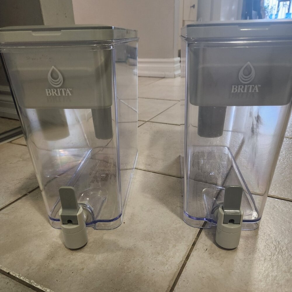Brita XL Water Filter Dispensers ( — Excellent Condition
